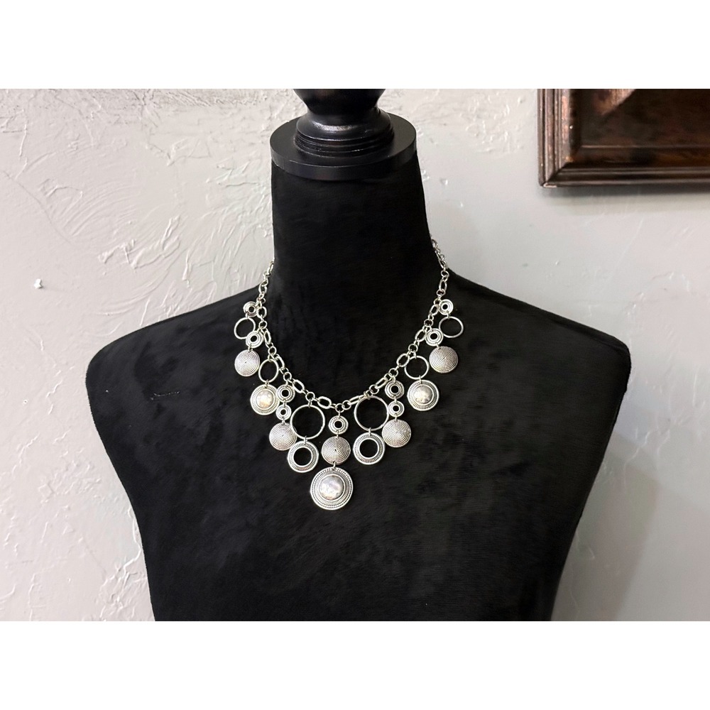 Dana Buchman Loft Silver Tone Textured Disc Bib Necklace‎ Antique Finish Boho
